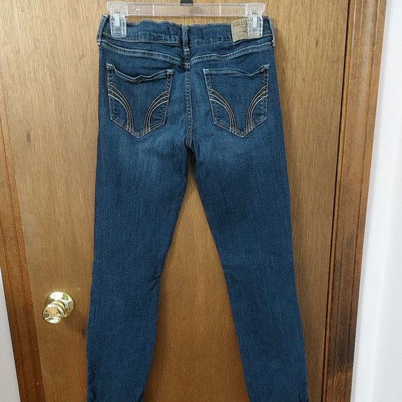 Hollister Jeans Socal Stretch Size 7 Regular - Picture 6 of 6